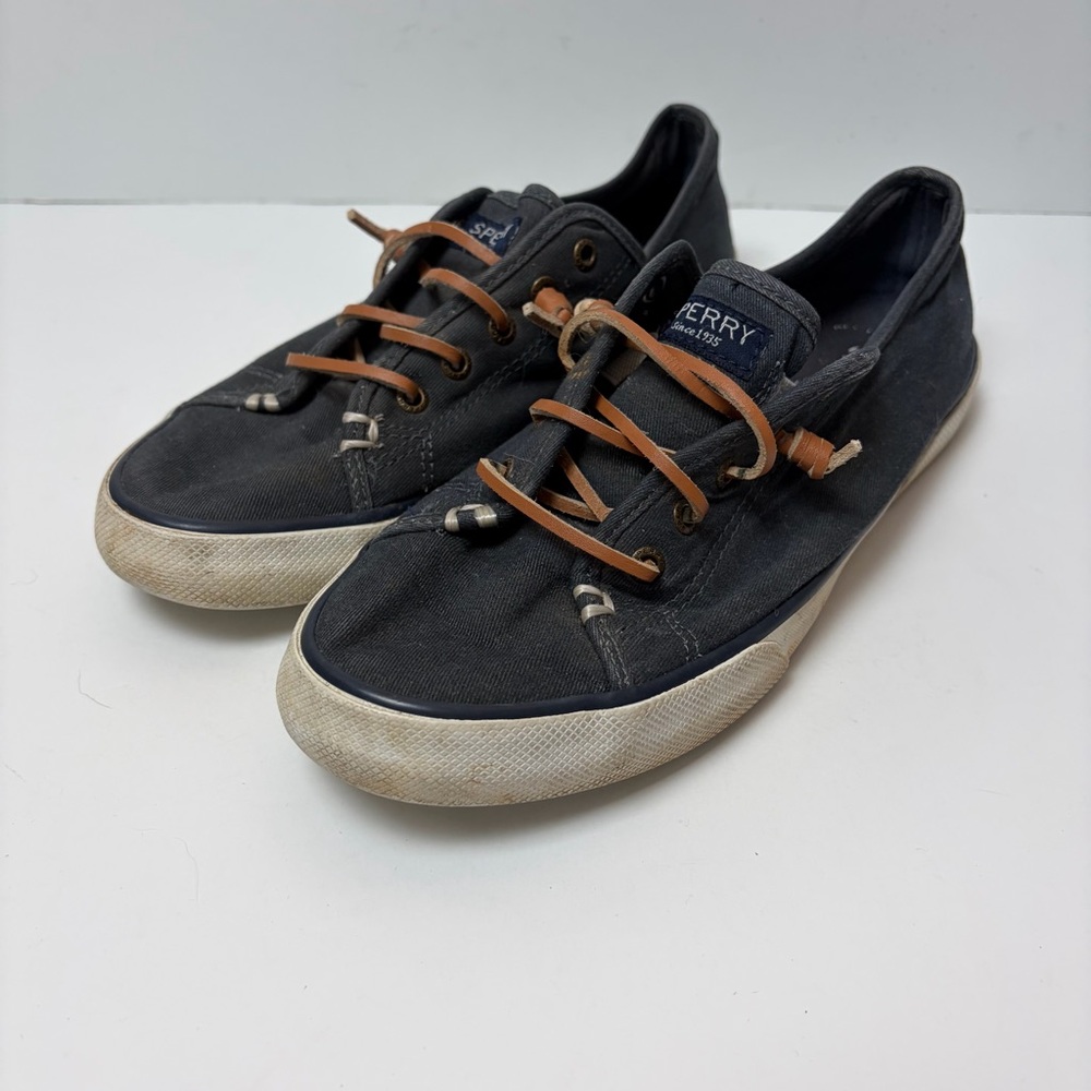 Sperry Pier View Sneakers in‎ Navy Blue Canvas Women's 9